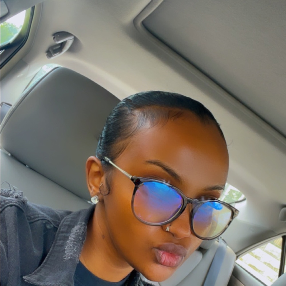 Meet your Posher, Tsion